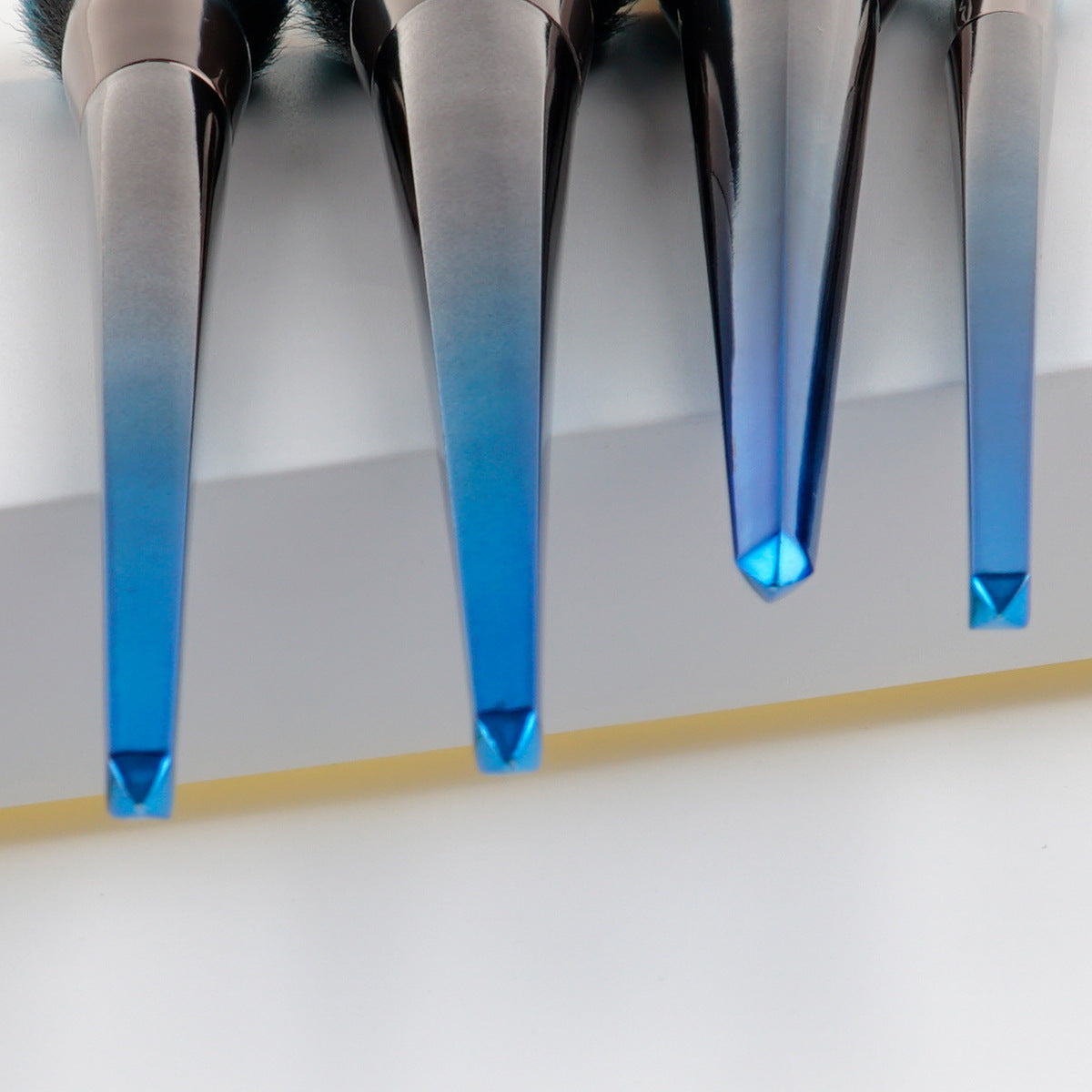Gradient Blue Silver Makeup Brushes Set